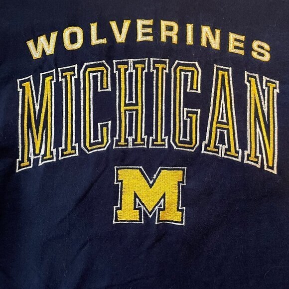 Vintage 1990s Pro Player Michigan Wolverines Tshirt Mens M Navy Blue Embroidered - Picture 7 of 8